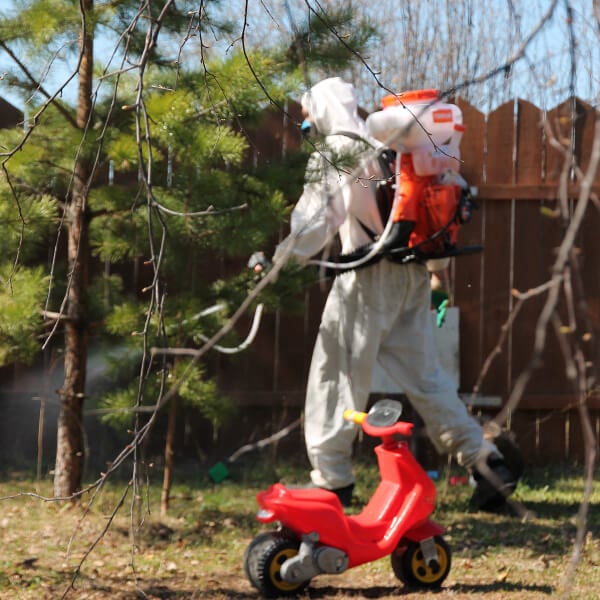 Обработка участка от клещей в Рязани?